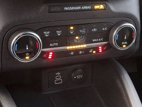 Used 2025 Ford Escape ST-Line Select AWD/4WD image 15