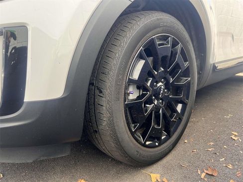 Used 2022 Kia Telluride EX w/ EX Premium Package image 9