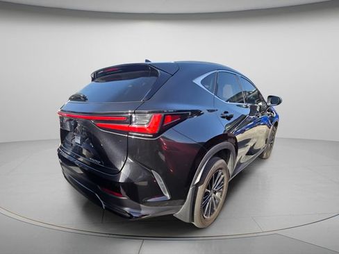 Used 2025 Lexus NX 250 FWD w/ Towing Package (2000 Lbs) image 6