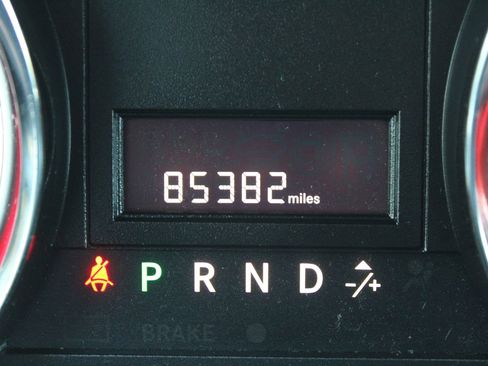 Used 2016 Dodge Grand Caravan SXT image 40