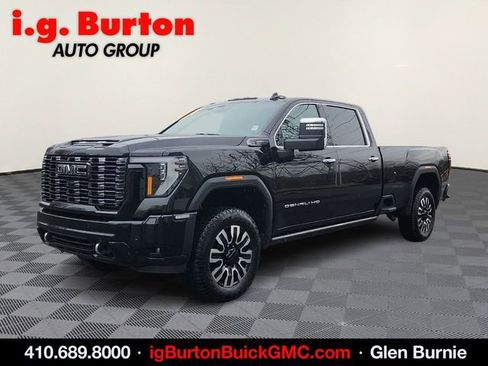 Used 2025 GMC Sierra 2500 Denali Ultimate AWD/4WD image 3