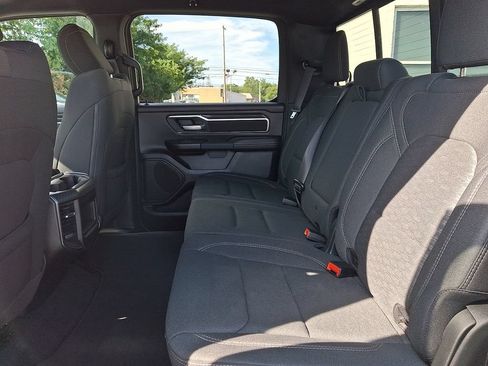 Used 2025 RAM 1500 Big Horn AWD/4WD image 12