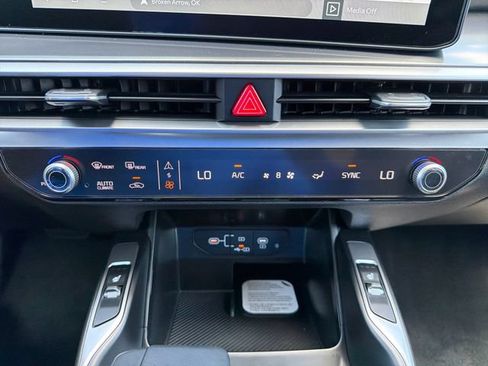 New 2026 Kia Sorento EX FWD image 14