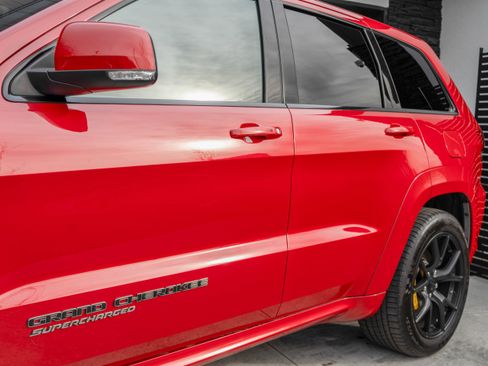 Used 2018 Jeep Grand Cherokee Trackhawk image 6