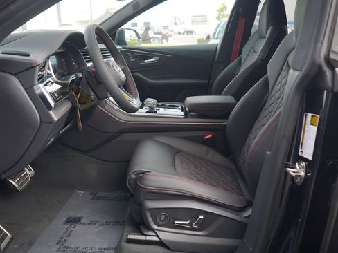 New 2026 Audi SQ8 Prestige AWD/4WD image 6
