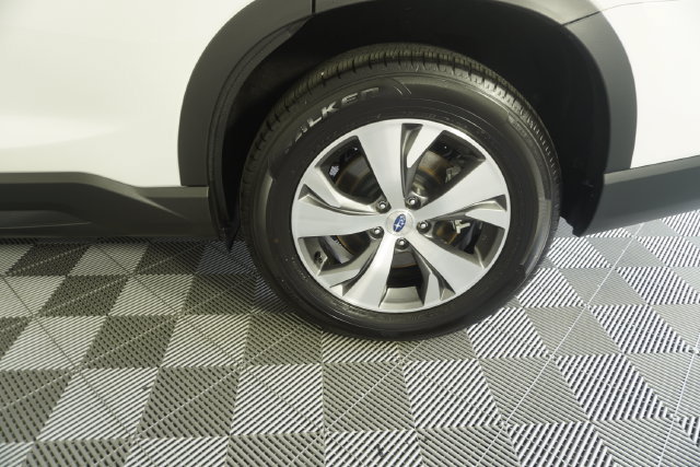 Used 2025 Subaru Ascent Premium AWD/4WD image 18