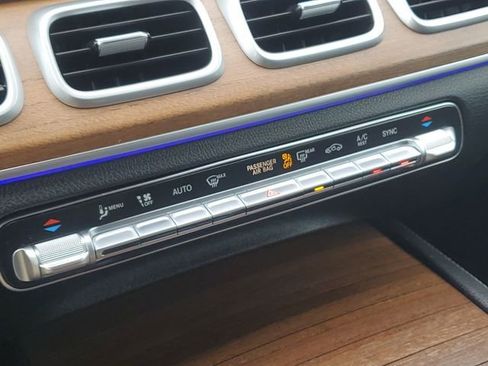 Used 2022 Mercedes-Benz GLE 350 4MATIC image 18