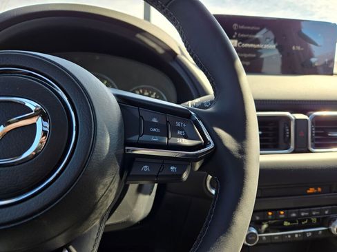 New 2025 MAZDA CX-5 Signature image 29