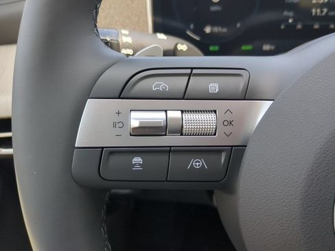 New 2025 Hyundai Sonata Limited FWD image 22