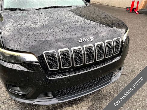Used 2019 Jeep Cherokee Latitude w/ Cold Weather Group AWD/4WD image 26