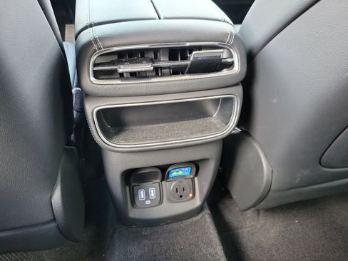 Used 2024 Genesis GV80 3.5T AWD/4WD image 18