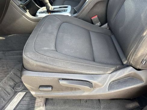 Used 2021 Chevrolet Colorado LT w/ LT Convenience Package RWD image 19