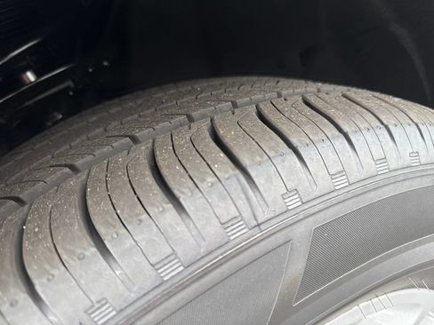 New 2026 Ford Explorer Active RWD image 25