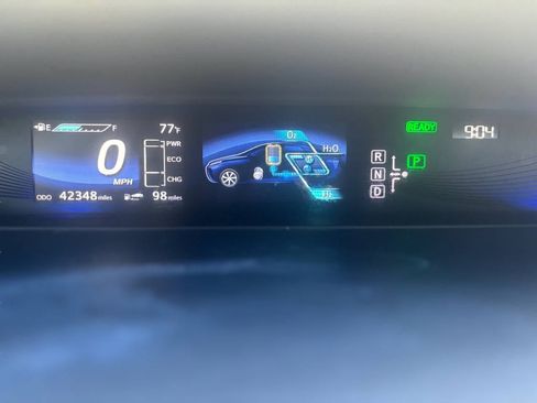 Used 2017 Toyota Mirai FWD image 32