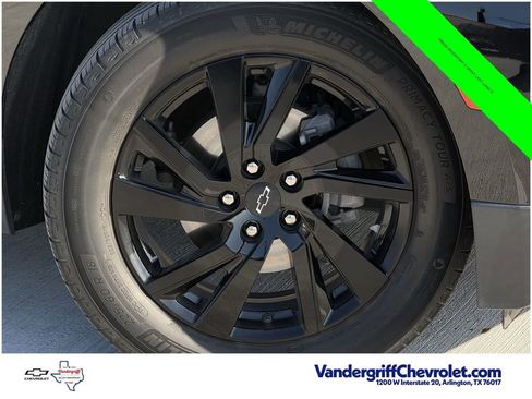 Used 2023 Chevrolet Equinox LS w/ Midnight Edition FWD image 7
