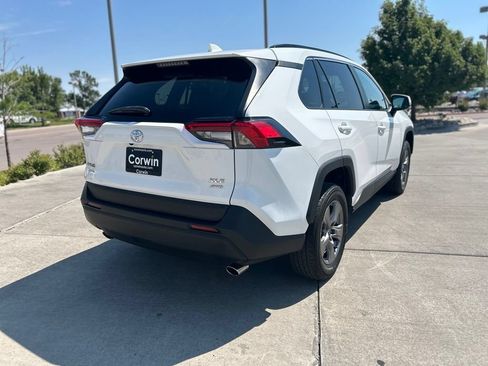 Used 2024 Toyota RAV4 XLE AWD/4WD image 8