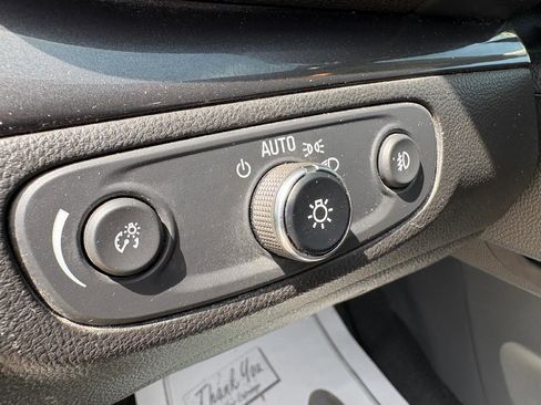 Used 2019 Buick Encore Essence AWD/4WD image 19