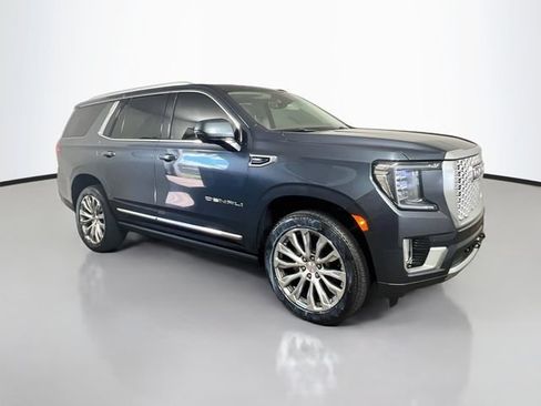 Used 2021 GMC Yukon Denali w/ Denali Premium Package AWD/4WD image 25