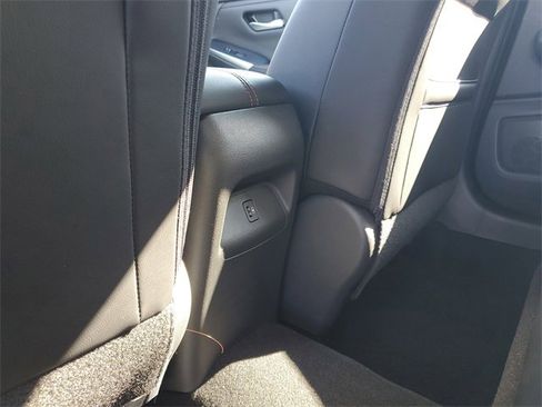 Certified 2024 Nissan Sentra SR w/ SR Premium Package image 9