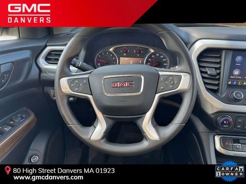 Used 2023 GMC Acadia SLE w/ Driver Convenience Package image 12