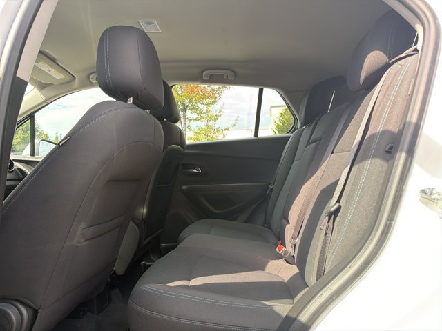 Used 2015 Chevrolet Trax LS FWD image 22