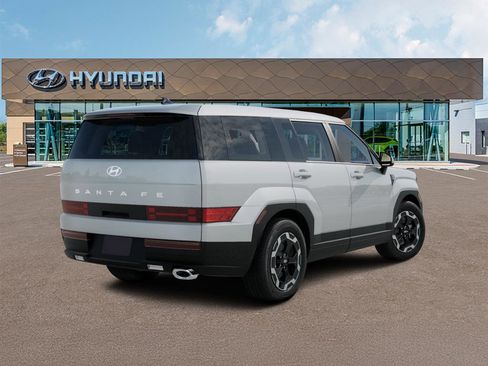 New 2026 Hyundai Santa Fe SE FWD image 4