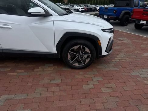 Used 2025 Hyundai Tucson SEL AWD/4WD image 17