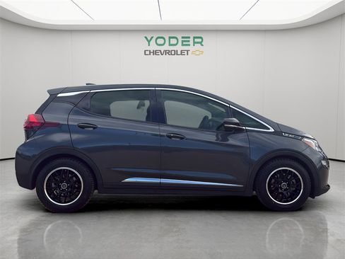 Used 2021 Chevrolet Bolt LT image 4