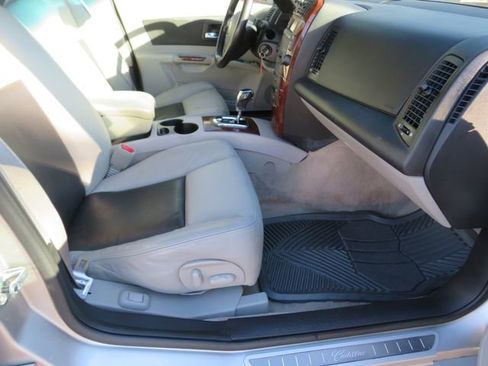 Used 2007 Cadillac CTS 3.6 w/ 3.6L V6 Luxury Package image 36