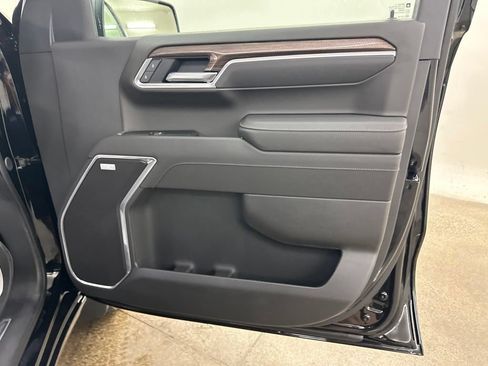 New 2026 Chevrolet Silverado 1500 RST w/ RST All Star Premium Package AWD/4WD image 21