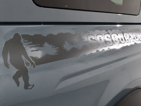 New 2025 Ford Bronco Badlands image 23