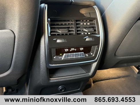 Used 2024 BMW X6 xDrive40i image 33