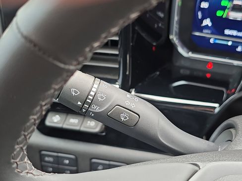 Used 2024 Chevrolet Silverado 2500 LTZ w/ LTZ Plus Package image 36