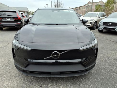 New 2025 Volvo EX30 Plus w/ Protection Package Premier image 9