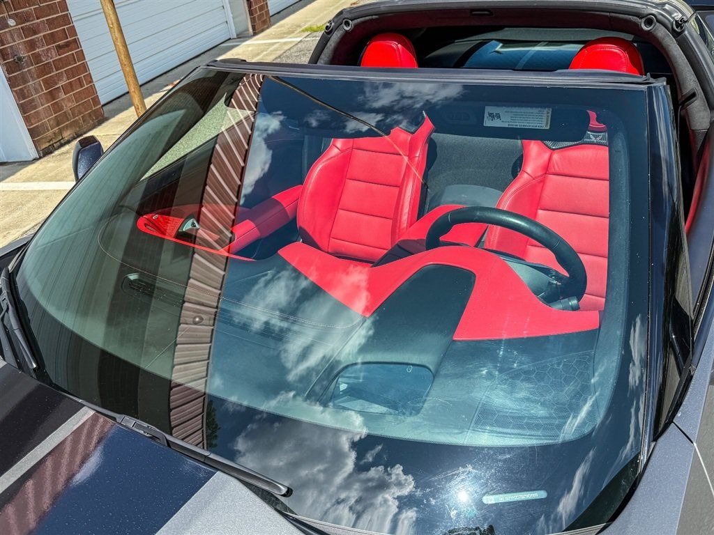 Used 2016 Chevrolet Corvette Stingray Coupe RWD image 19