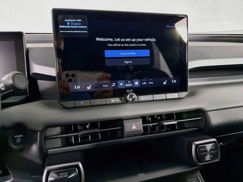 New 2026 Toyota RAV4 SE AWD/4WD image 18