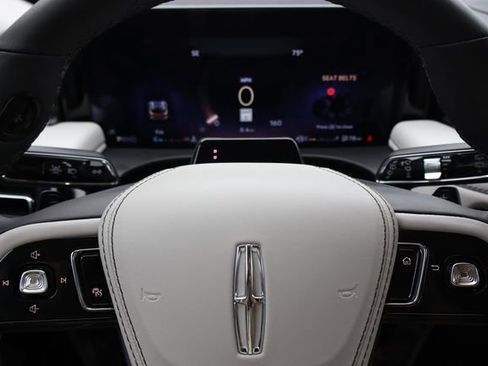 New 2025 Lincoln Aviator 2WD w/ Equipment Group 101A image 15