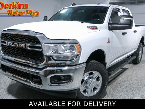 Used 2024 RAM 2500 Tradesman w/ Chrome Appearance Group AWD/4WD image 1
