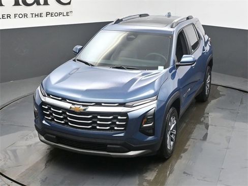 New 2026 Chevrolet Equinox LT w/ Convenience Package II image 24