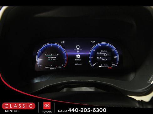 Certified 2024 Toyota Highlander Limited AWD/4WD image 8