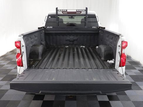 Used 2019 Chevrolet Silverado 1500 LT image 18