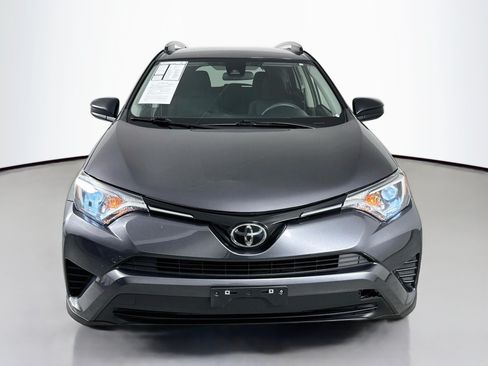 Used 2017 Toyota RAV4 LE FWD image 2