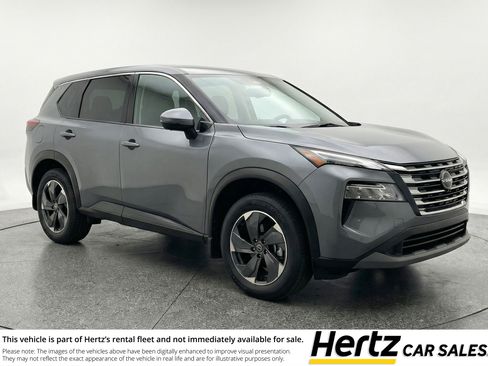 Used 2025 Nissan Rogue SV image 1
