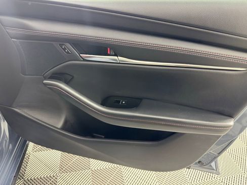 Used 2025 MAZDA MAZDA3 s image 29