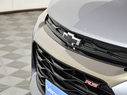 Used 2021 Chevrolet TrailBlazer RS w/ Sun and Liftgate Package image 11