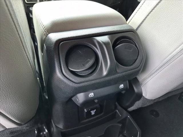 Used 2021 Jeep Wrangler Unlimited Sahara AWD/4WD image 23