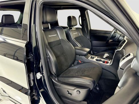 Used 2018 Jeep Grand Cherokee Trackhawk w/ Trailer Tow Group IV image 32