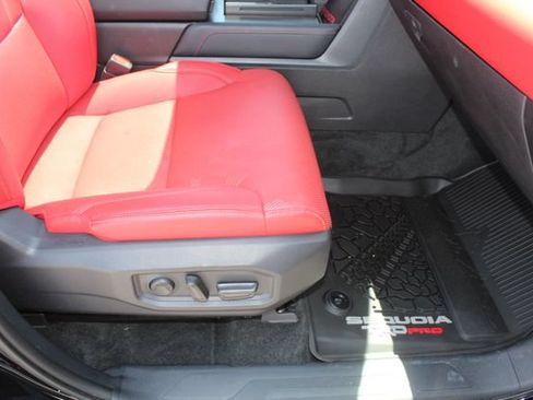 Used 2025 Toyota Sequoia TRD Pro AWD/4WD image 22