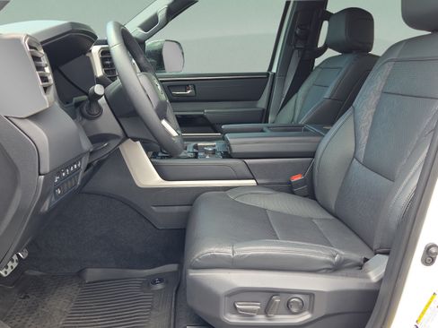 Certified 2025 Toyota Tundra Limited w/ TRD Off-Road Package AWD/4WD image 9