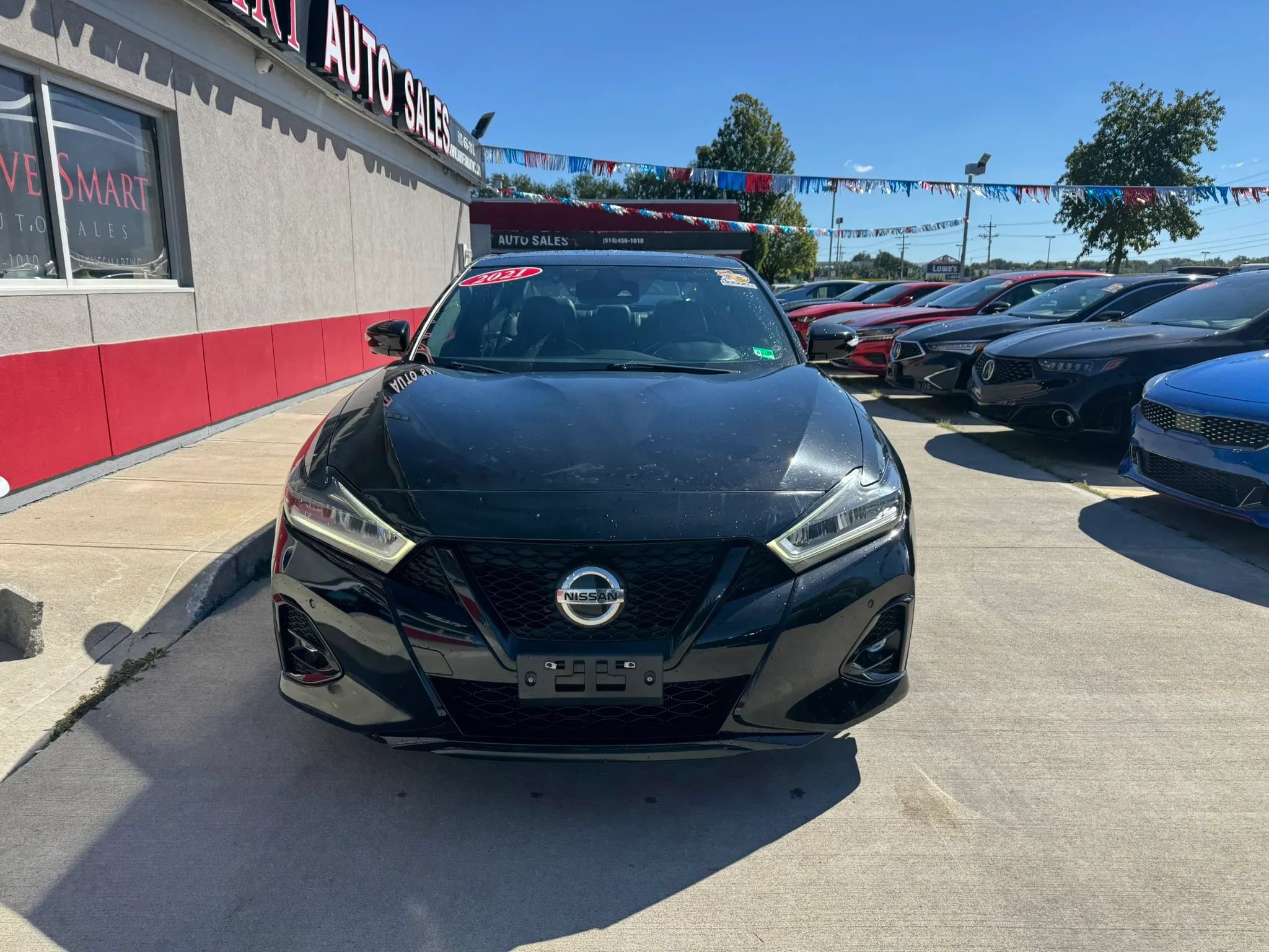 Used 2021 Nissan Maxima SR w/ Sport Mat Group FWD image 2